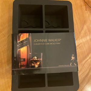 JOHNNIE WALKER LUXURY ICE CUBE MOLD TRAY